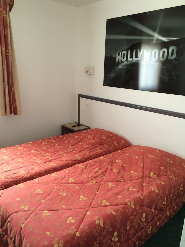 Cinepole - Proche Paris 3* Joinville-le-Pont